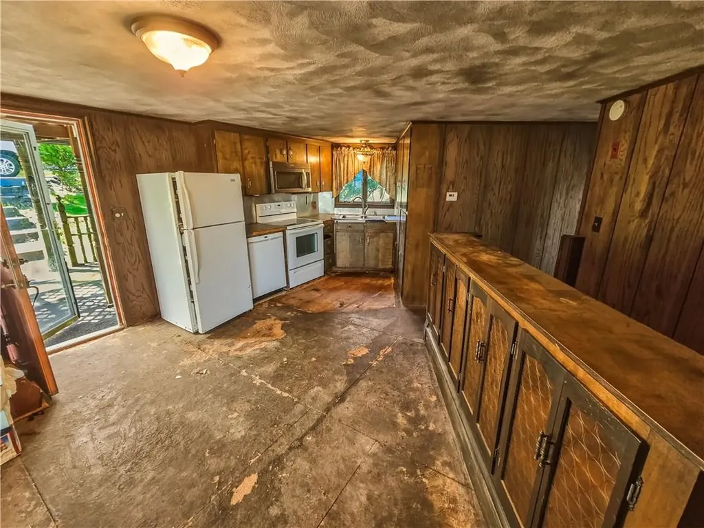 364 Camp Dixie Road Burrillville RI 02859