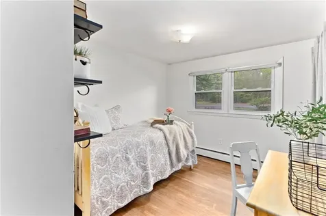 352 Lafayette Road North Kingstown RI 02852
