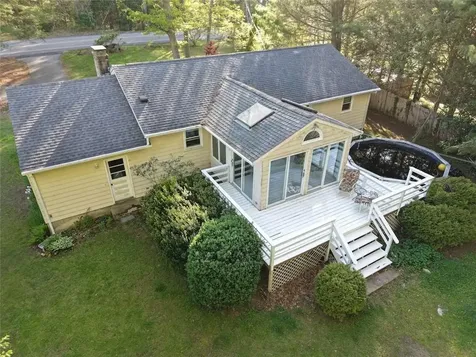 352 Lafayette Road North Kingstown RI 02852