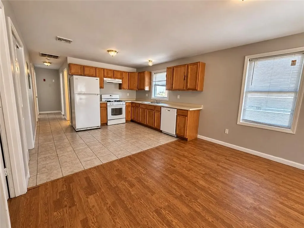 53 Harold Street Providence RI 02908