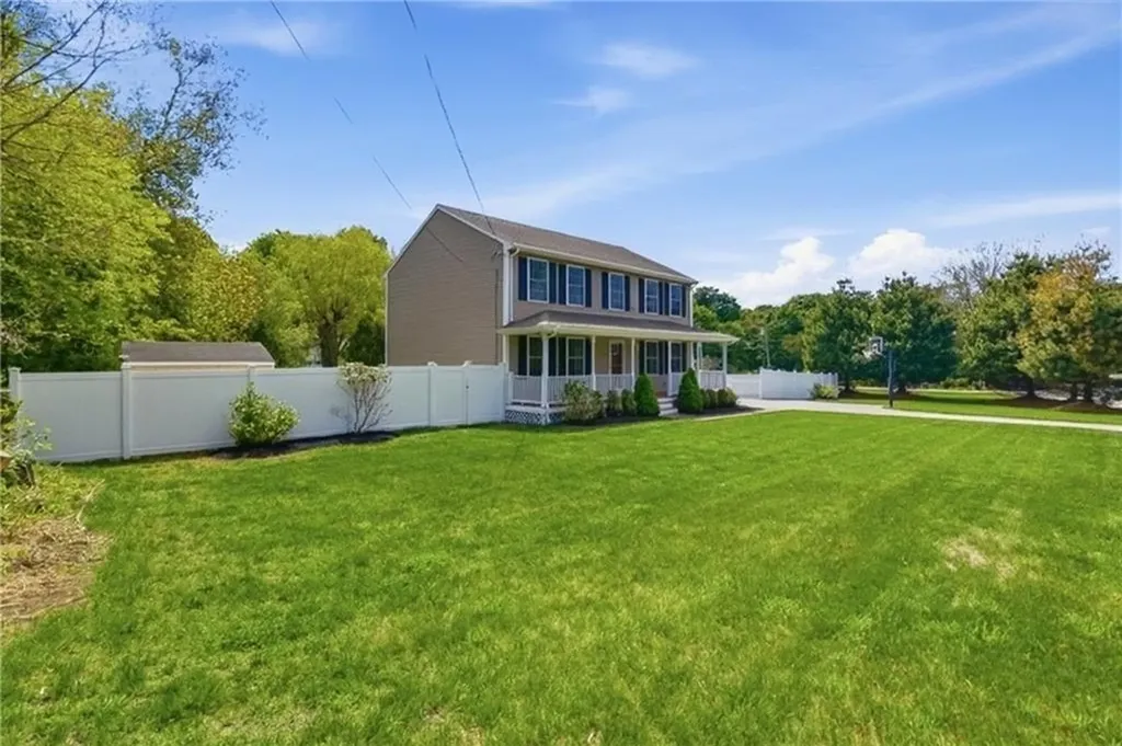 15 Souza Road Tiverton RI 02878