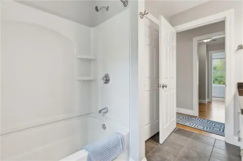 15 Souza Road Tiverton RI 02878