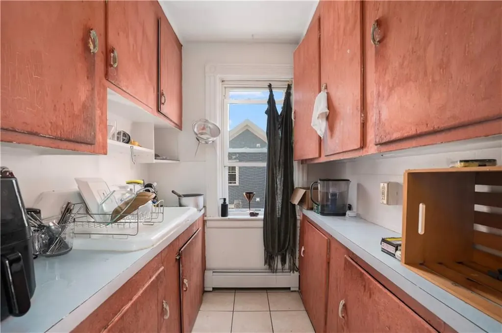 217 Amherst Street Providence RI 02909