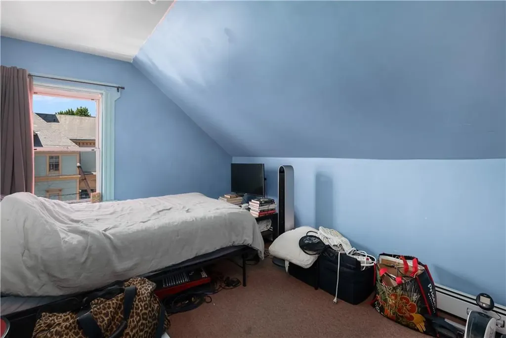 217 Amherst Street Providence RI 02909