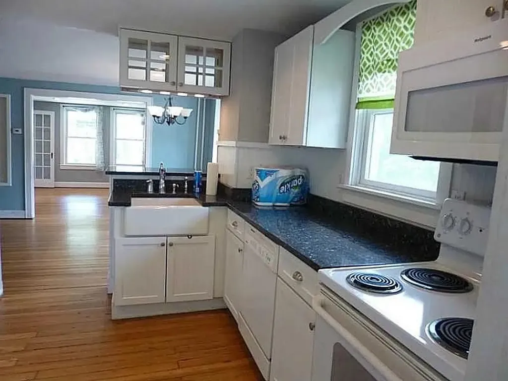 61 Malbone Road Newport RI 02840