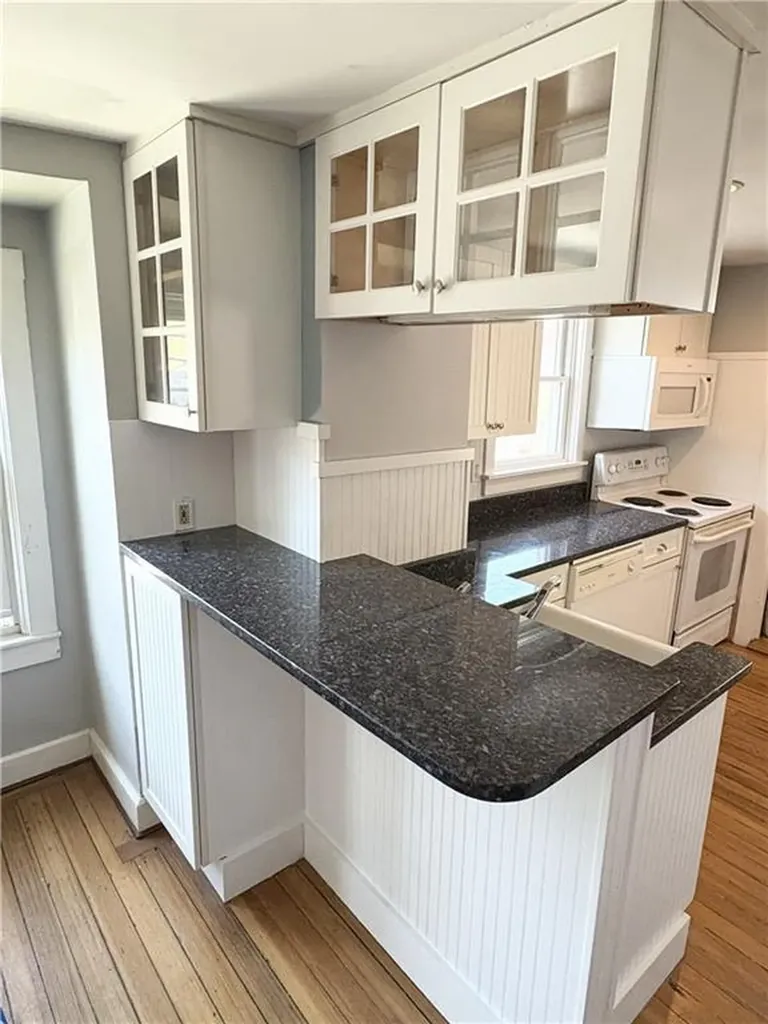 61 Malbone Road Newport RI 02840