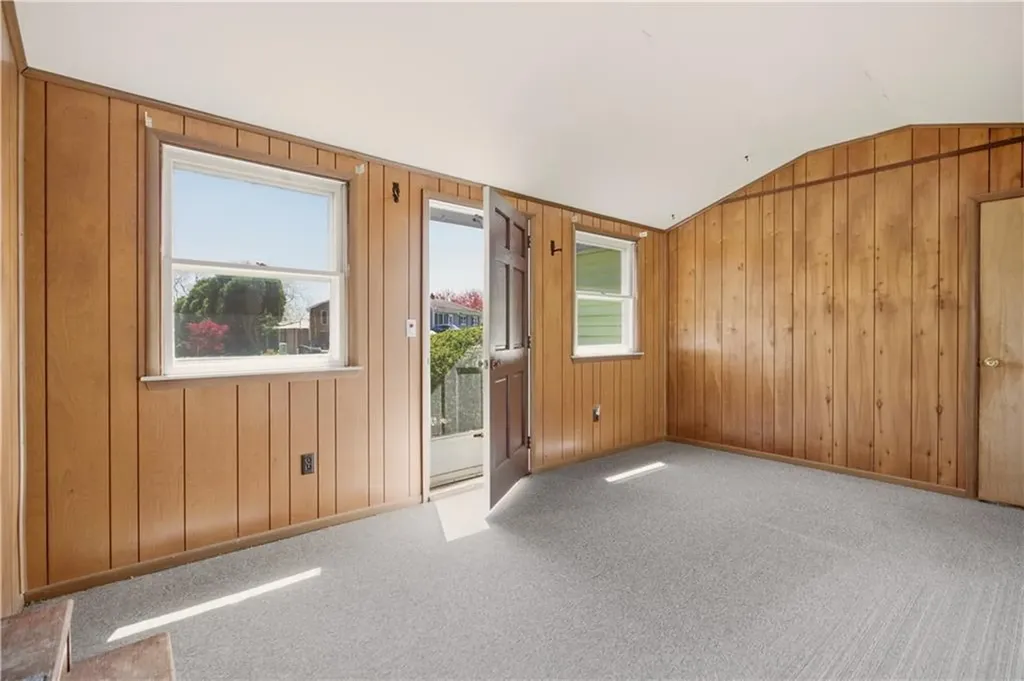 70 Carter Drive Portsmouth RI 02871