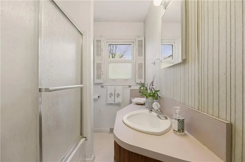 70 Carter Drive Portsmouth RI 02871
