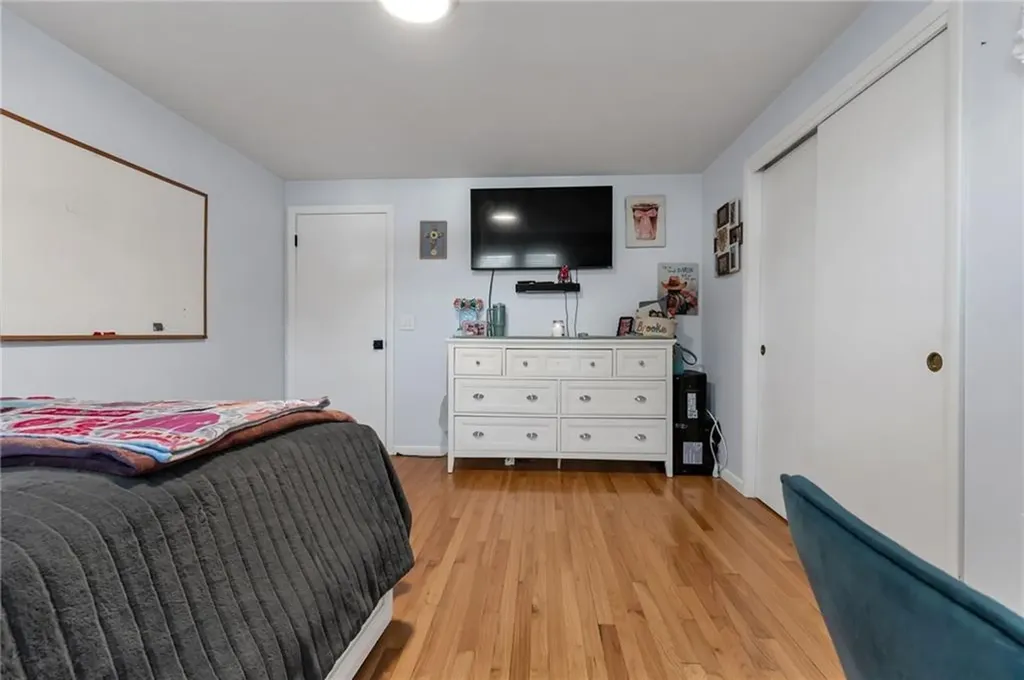 62 Canonchet Trail Cranston RI 02921