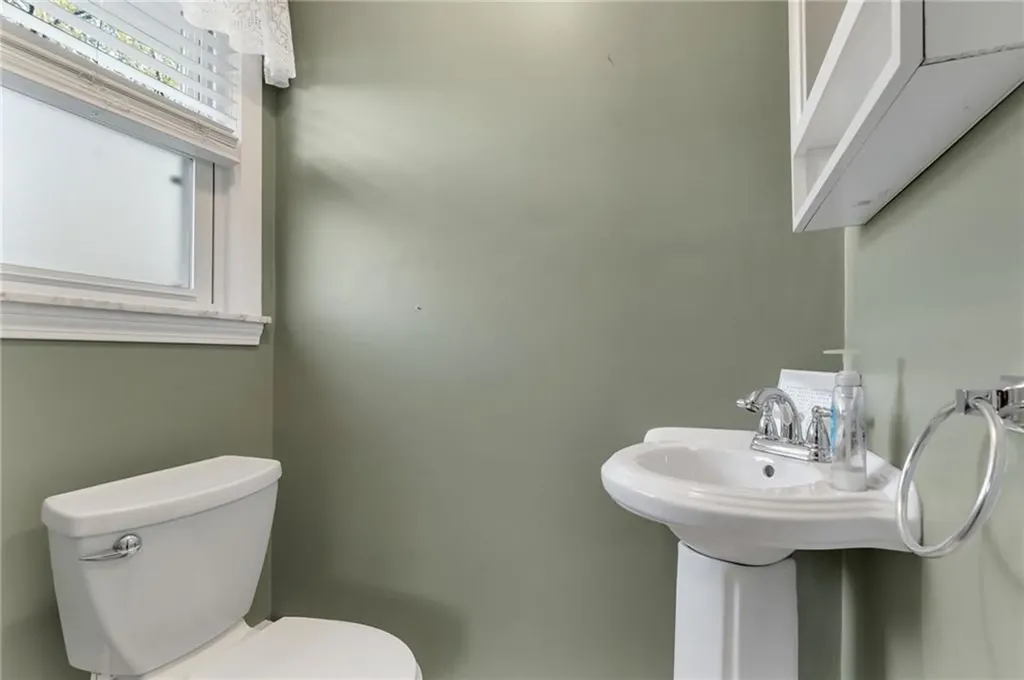 62 Canonchet Trail Cranston RI 02921