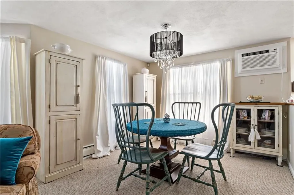 18 Pond Court North Providence RI 02904