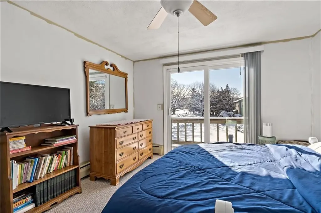 18 Pond Court North Providence RI 02904