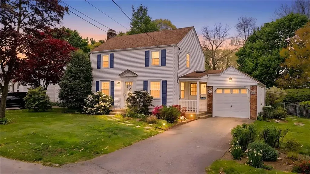 145 Massasoit Drive Warwick RI 02888