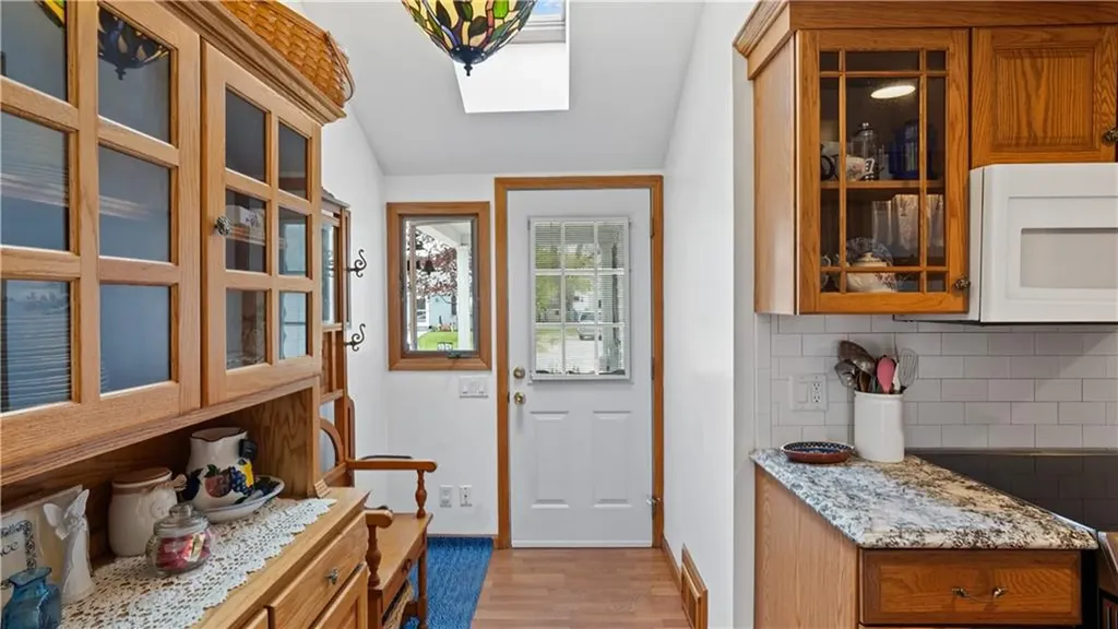 145 Massasoit Drive Warwick RI 02888