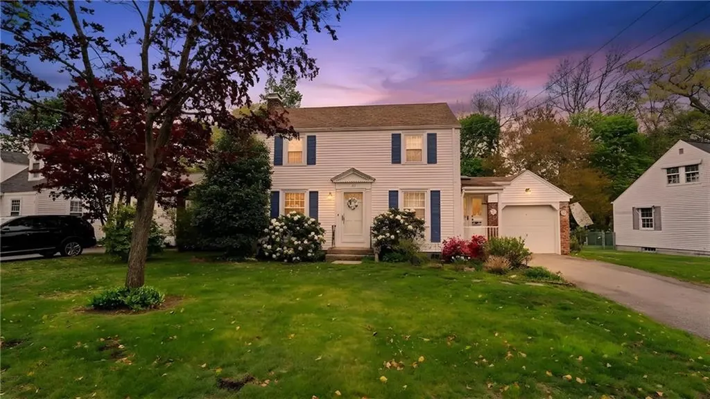 145 Massasoit Drive Warwick RI 02888