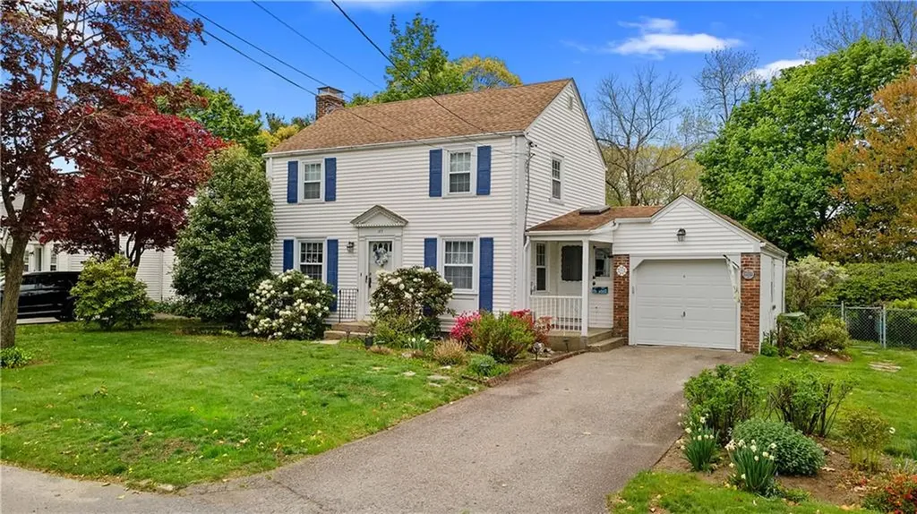 145 Massasoit Drive Warwick RI 02888