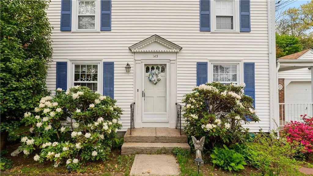 145 Massasoit Drive Warwick RI 02888