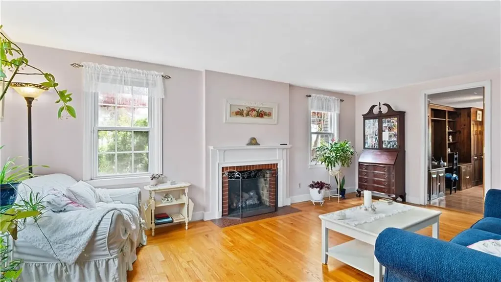 145 Massasoit Drive Warwick RI 02888