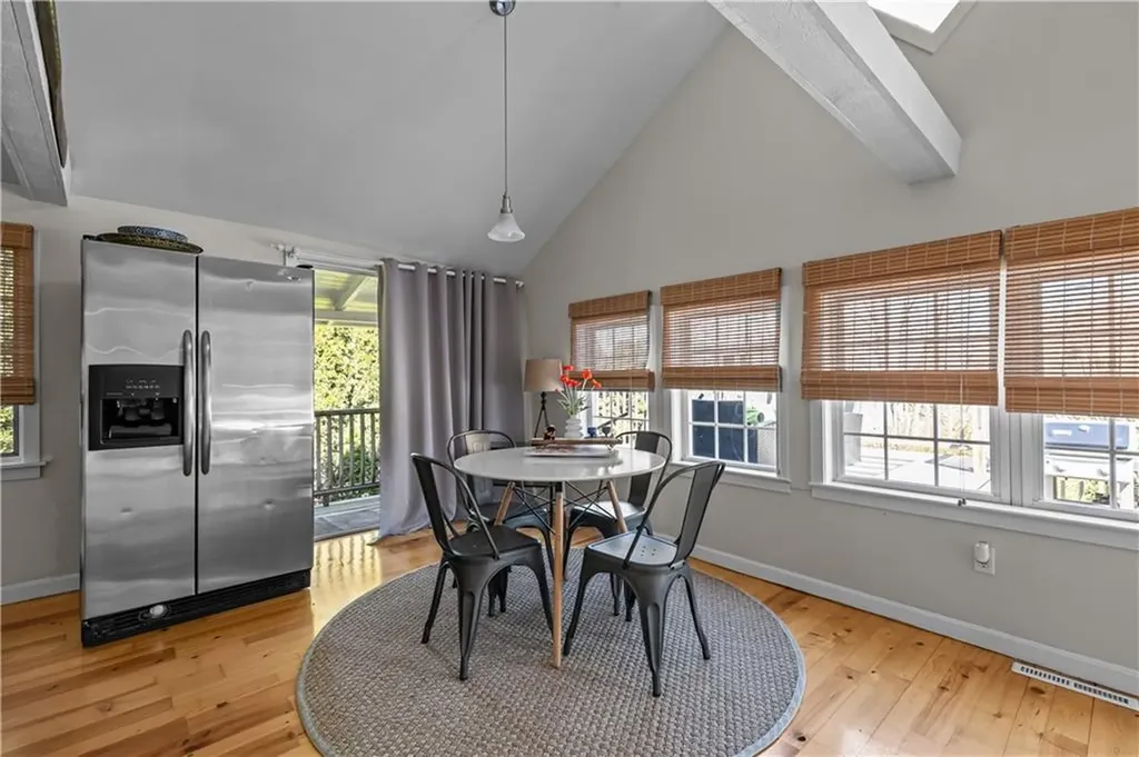 1024 Anthony Road Portsmouth RI 02871