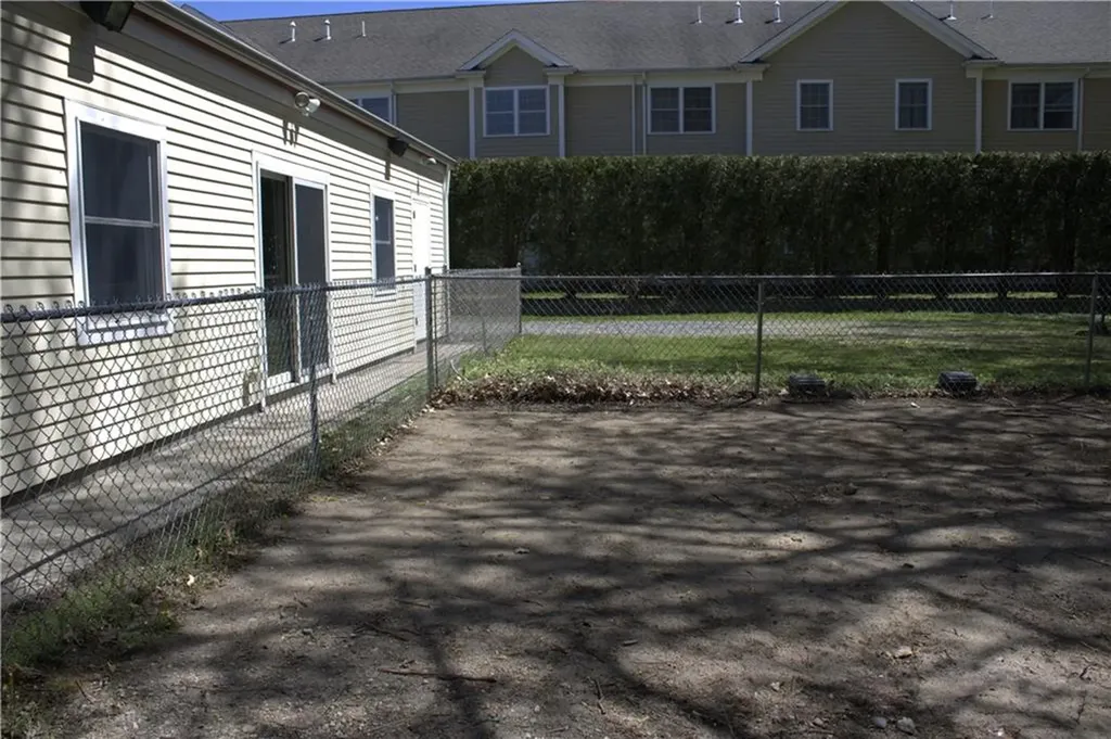 64 Bay Spring Avenue Barrington RI 02806