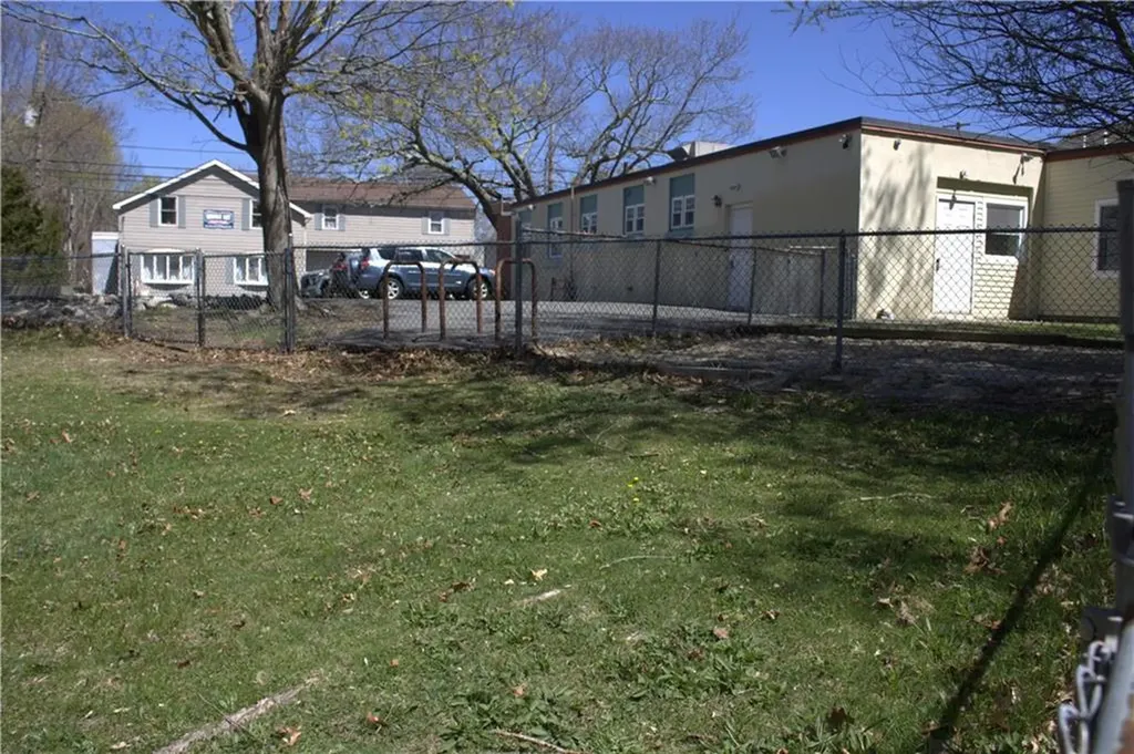 64 Bay Spring Avenue Barrington RI 02806