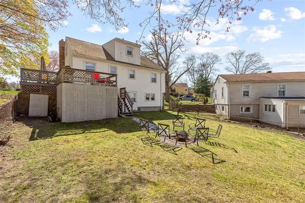 39 Oakland Drive West Warwick RI 02893