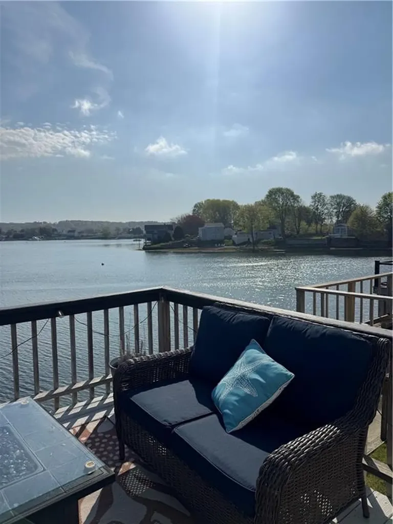 45 Cedar Avenue Portsmouth RI 02871