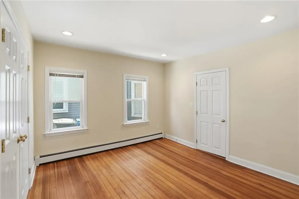 8 Mann Avenue Newport RI 02840