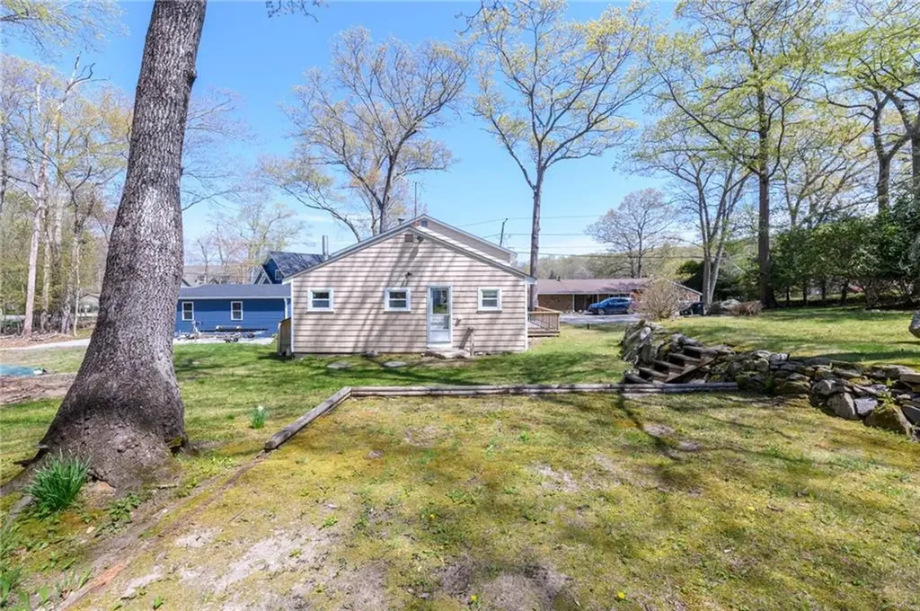 281 Richardson Road Coventry RI 02816