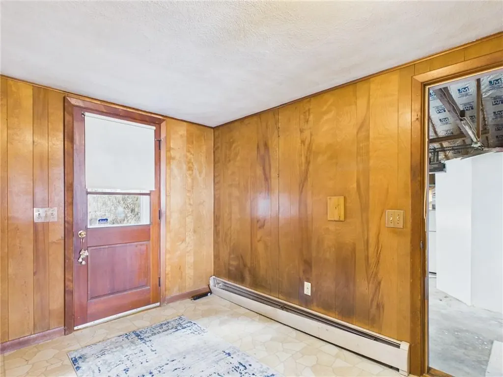 48 Allison Avenue Coventry RI 02816