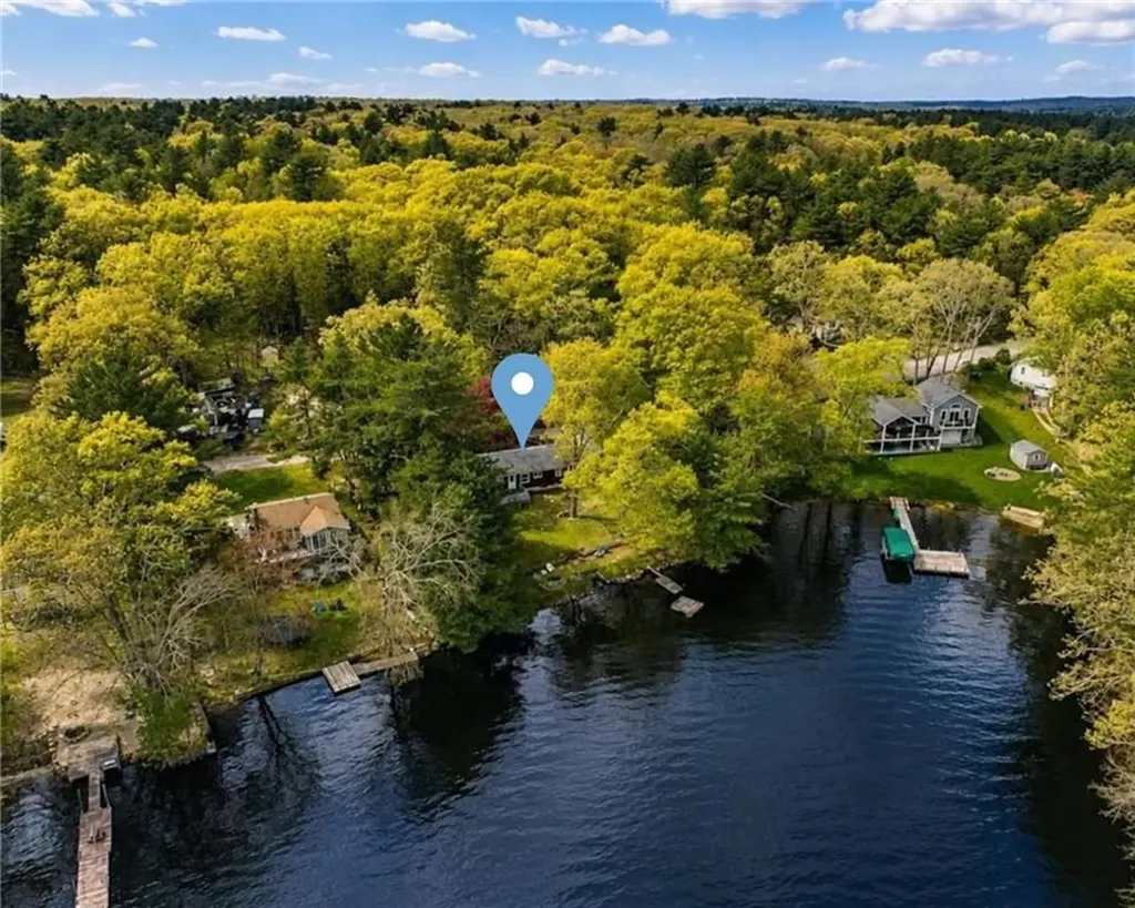 48 Allison Avenue Coventry RI 02816