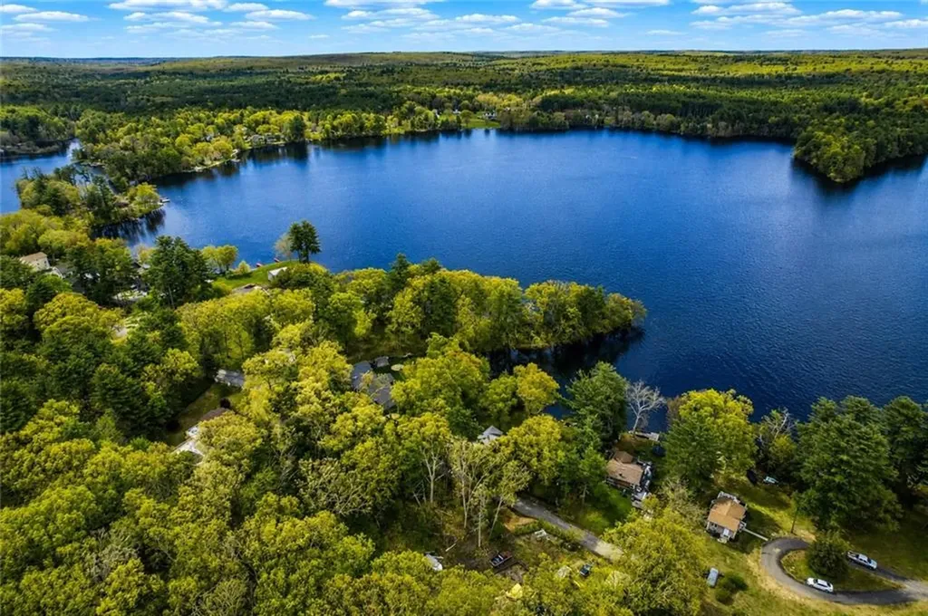 48 Allison Avenue Coventry RI 02816