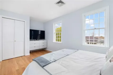 24 Patricia Ann Drive Bristol RI 02809