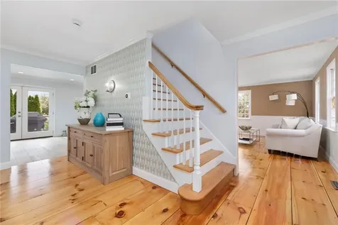 24 Patricia Ann Drive Bristol RI 02809