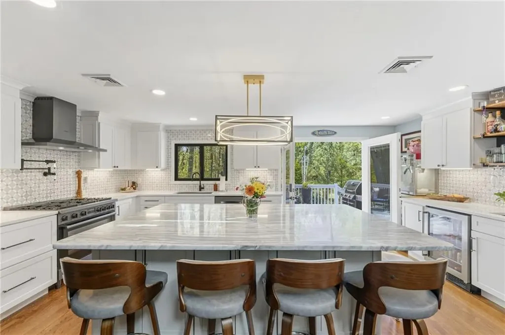 7 Meadowbrook Road Lincoln RI 02865