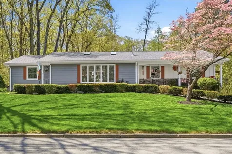 7 Meadowbrook Road Lincoln RI 02865