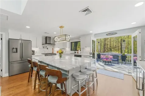 7 Meadowbrook Road Lincoln RI 02865