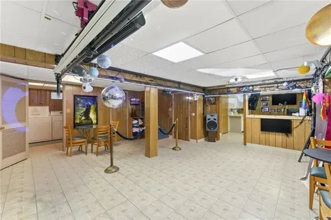 7 Meadowbrook Road Lincoln RI 02865