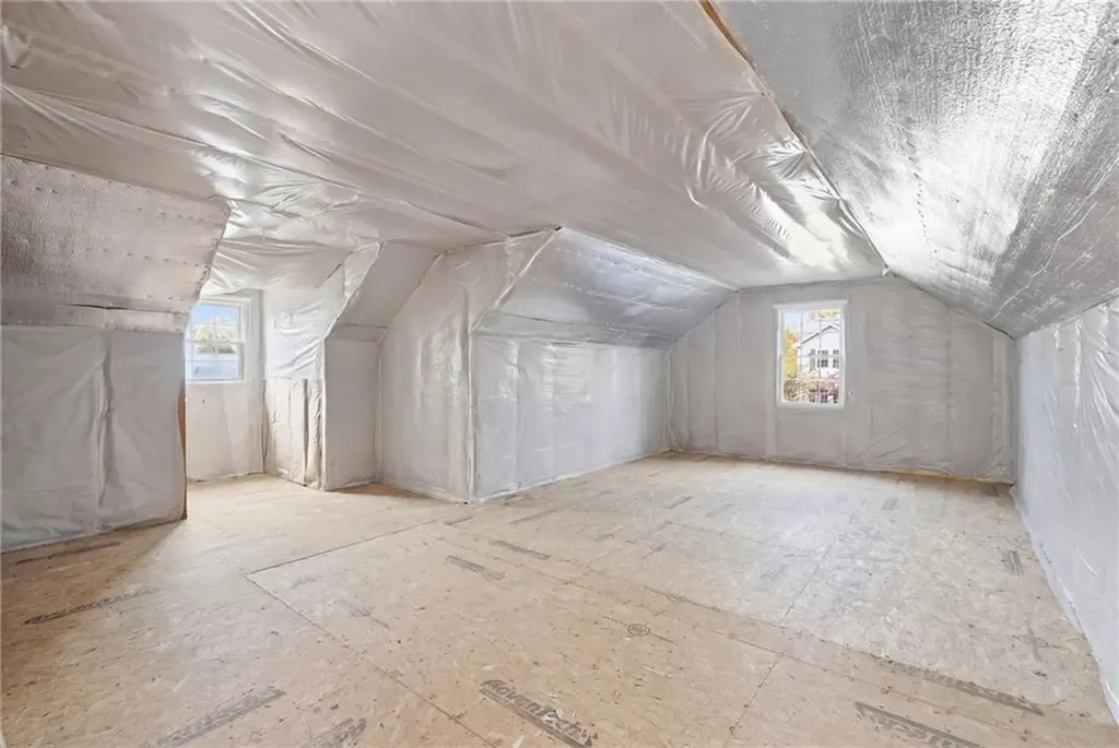 32 Sunny View Court Warwick RI 02886