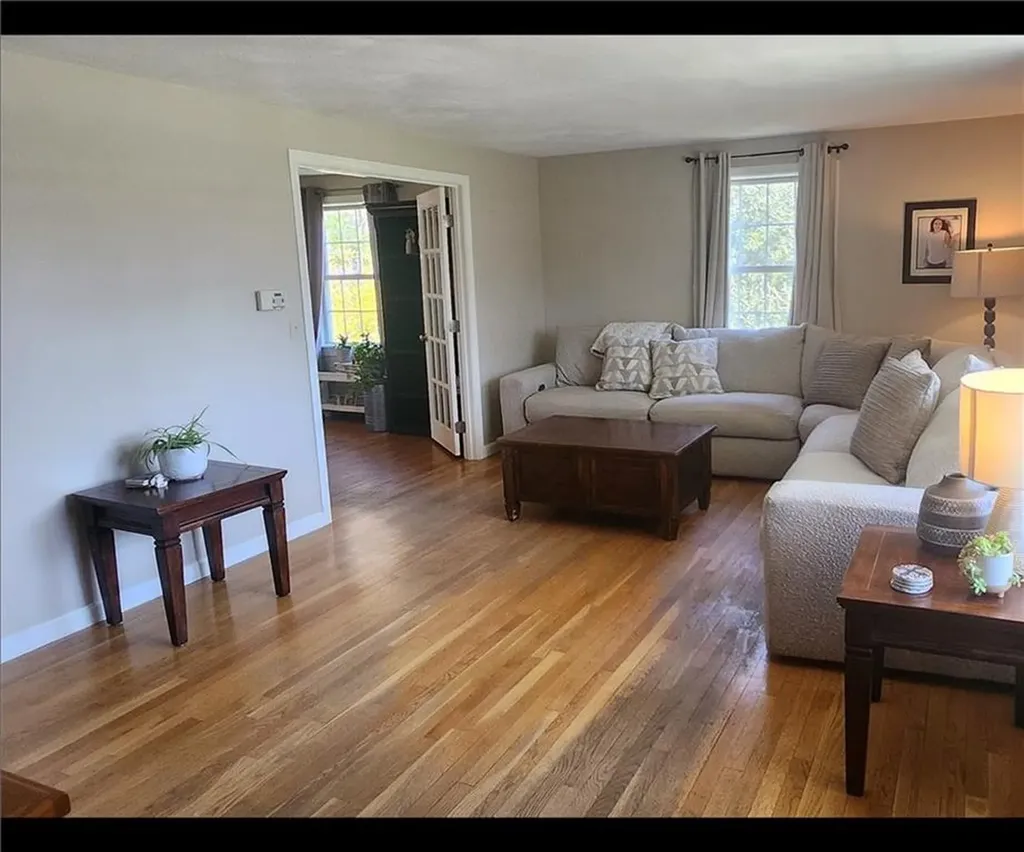 54 Sefton Drive Bristol RI 02809