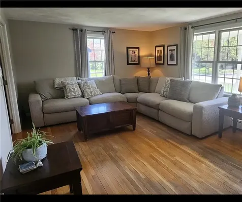 54 Sefton Drive Bristol RI 02809