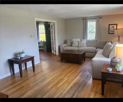 54 Sefton Drive Bristol RI 02809