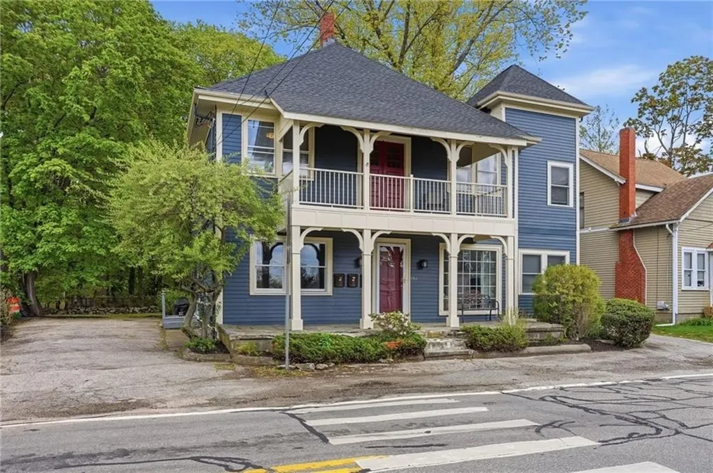 192 Washington Road Barrington RI 02806