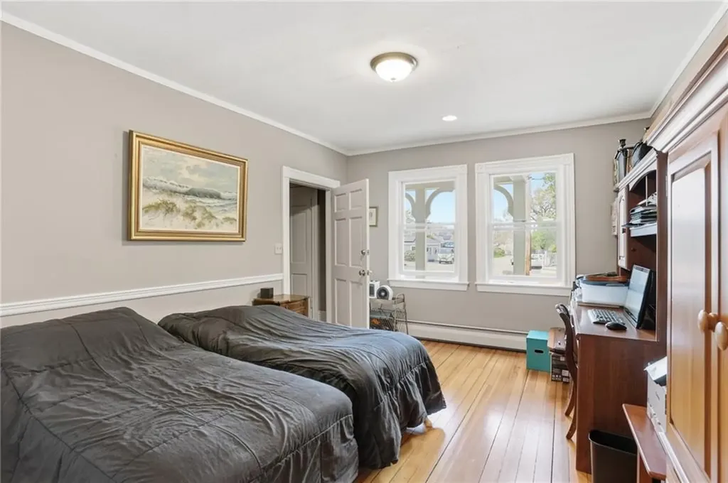 192 Washington Road Barrington RI 02806