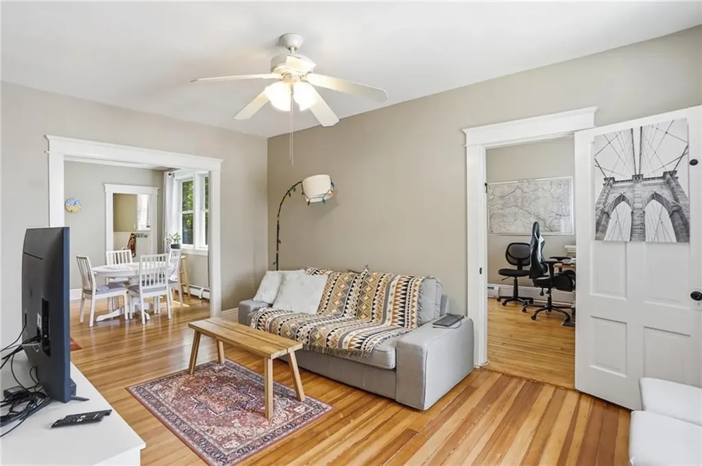 192 Washington Road Barrington RI 02806