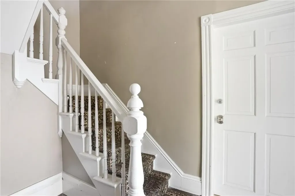 192 Washington Road Barrington RI 02806