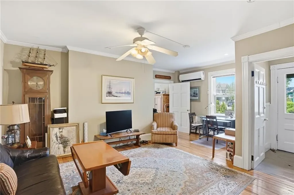 192 Washington Road Barrington RI 02806
