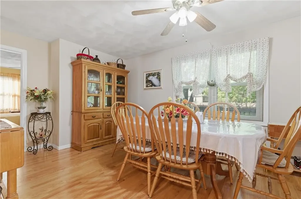 365 Maple Street Warwick RI 02888