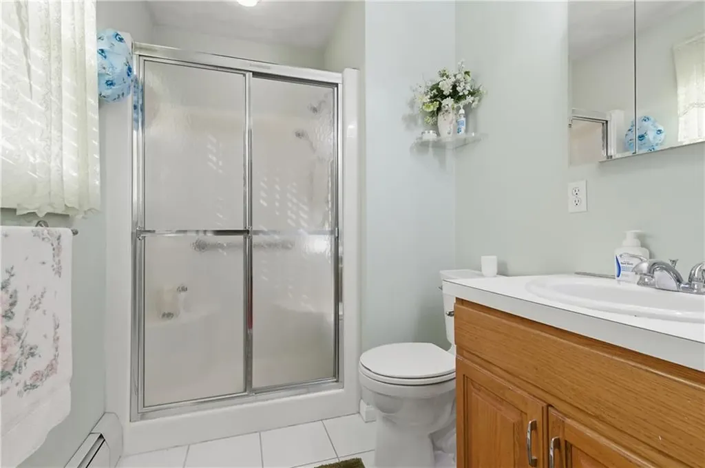 365 Maple Street Warwick RI 02888