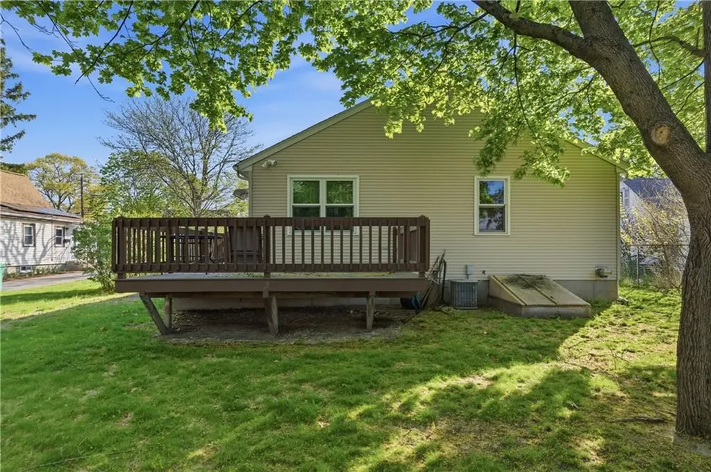 365 Maple Street Warwick RI 02888